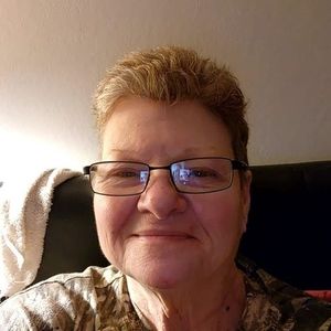 Meet your Posher, Connie